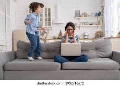 Criança com agitação e hiperatividade